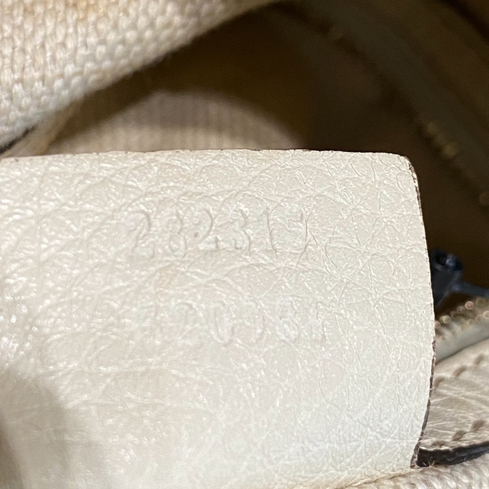Gucci GG Canvas Bamboo Hobo Bag - Picture 3 of 8